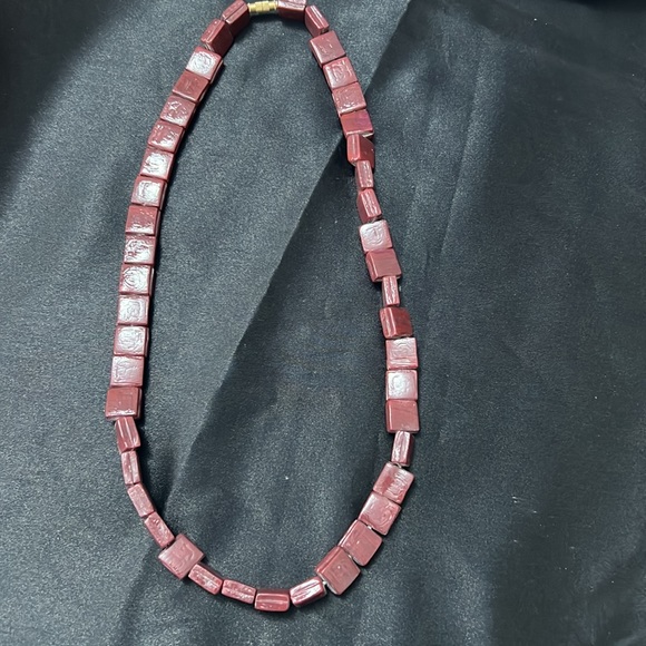 Handmade Necklace shell-stone (light brown zigzag + Ivory + brown square bead) - Picture 6 of 12